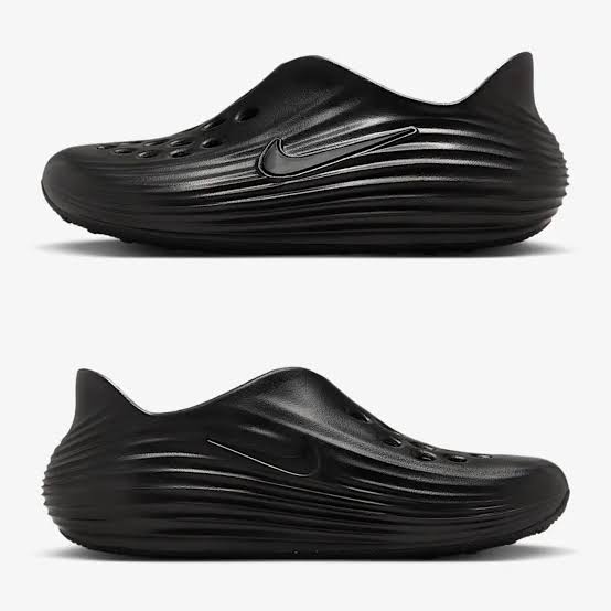 Shop Reactx Mens Fashion Palm Sandals & Clogs EVA Crocks