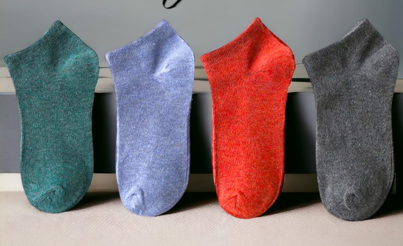 Pack Of 4 Pairs Ankle Socks For Men Women - Random colors