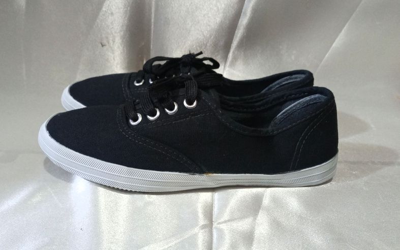 Girl's Sneakers