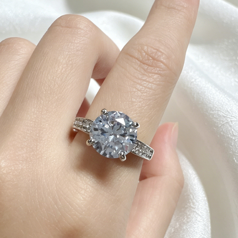 Huitan Luxury Round Cubic Zirconia Crystal Wedding Ring for Female Delicate Design Proposal Engagement Rings Fashion Jewelry New