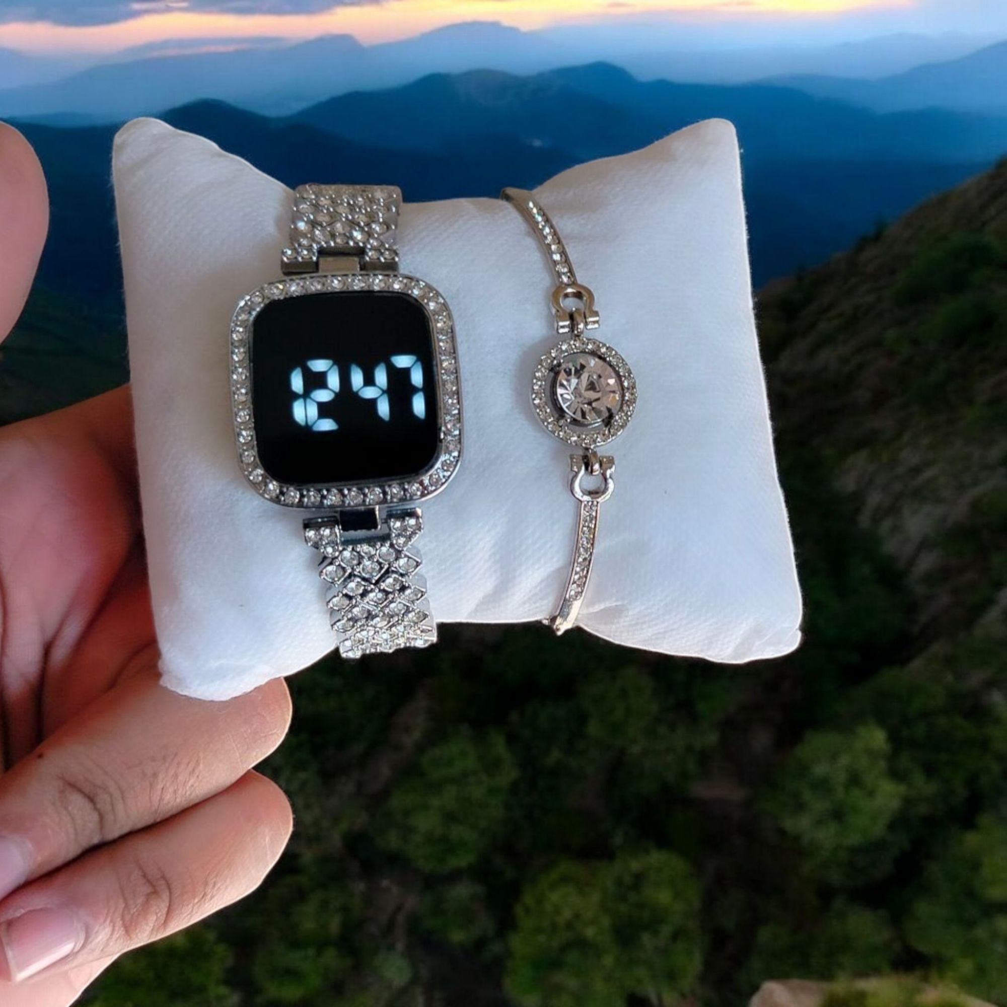 Stylish Women’s Luxury Diamond Watch – Stainless Steel Band LED Touch Electronic Watch