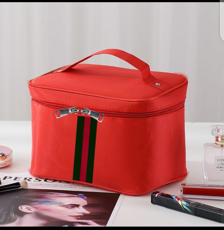 Update more than 171 buy makeup bags online pakistan best 3tdesign.edu.vn