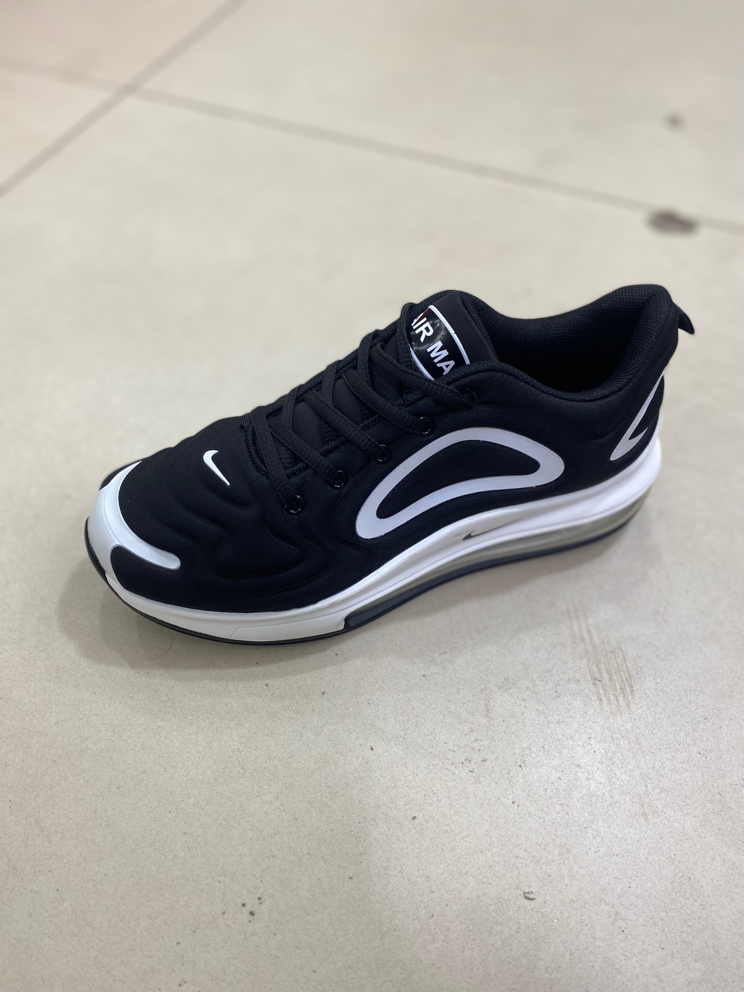 Original nike shoes price in outlet pakistan