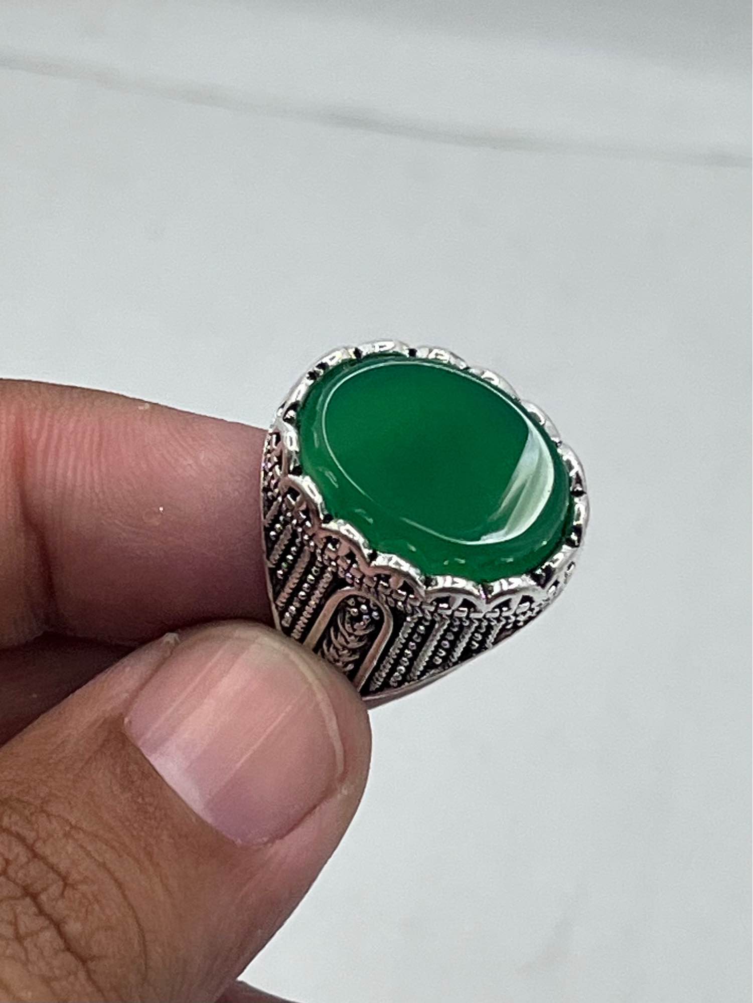 Big Size Ymami Haqeeq Ring different Colours Haqeeq italian rings Big stone ring 100% Orignal Aqeeq/Akik/agate/nag/stone/Gemstone/Haqeeq/yamni Haqeeq Stone/yamni Haqeeq gemstone/aqeeq stone/yamni aqeeq gemstone.