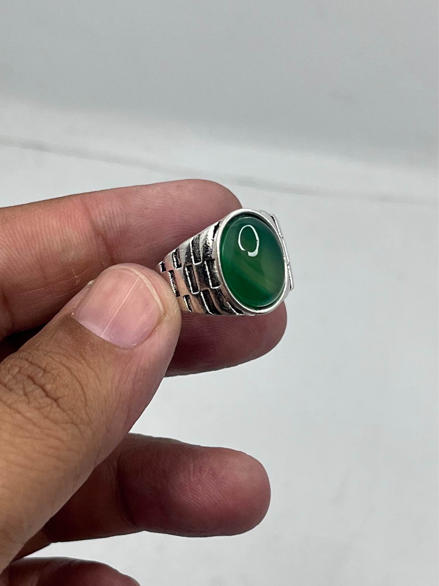 Big Size Ymami Haqeeq Ring different Colours Haqeeq italian rings Big stone ring 100% Orignal Aqeeq/Akik/agate/nag/stone/Gemstone/Haqeeq/yamni Haqeeq Stone/yamni Haqeeq gemstone/aqeeq stone/yamni aqeeq gemstone.