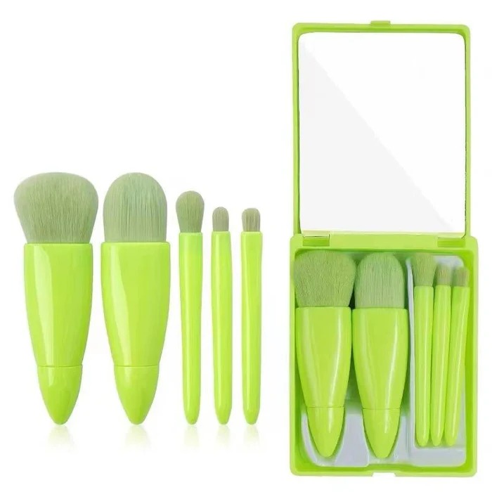 5 Pcs Makeup Brush Set with Mirror – 5 Pcs Soft Travel Brushes for Face, Eyes & Lips (Portable Compact Case) Multicolor