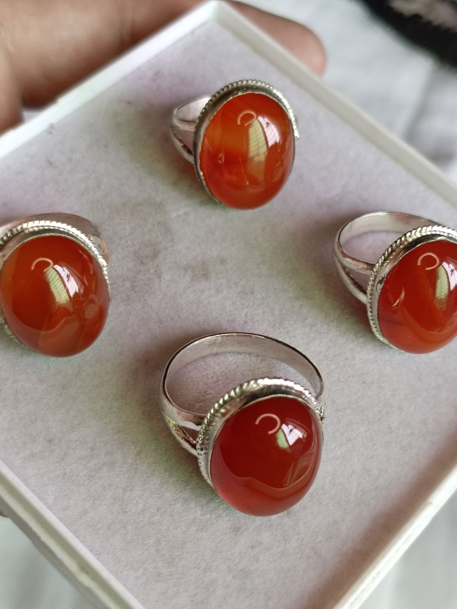 Yamni Haqeeq Stone Ring  Ring 100% Orignal Aqeeq/Akik/agate/nag/stone/Gemstone/Haqeeq/yamni Haqeeq Stone/yamni Haqeeq gemstone/yamni aqeeq stone/yamni aqeeq gemstone.