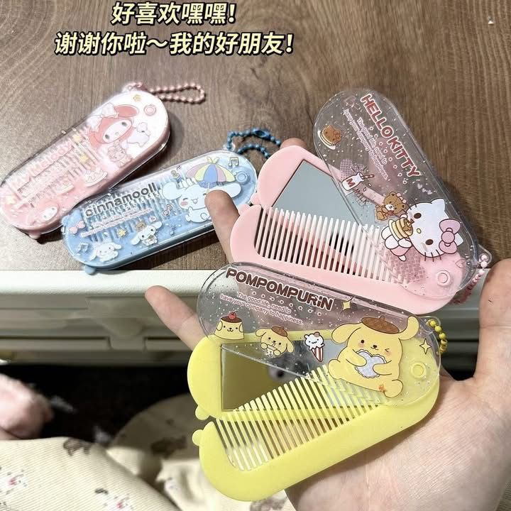 Random Characters Folding Mirror & Comb Set
