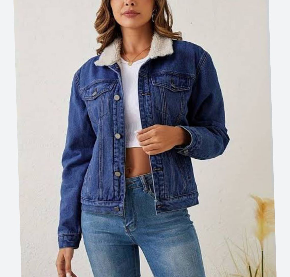 Stylish And Unique Long Sleeves Bomber Jacket For Woman