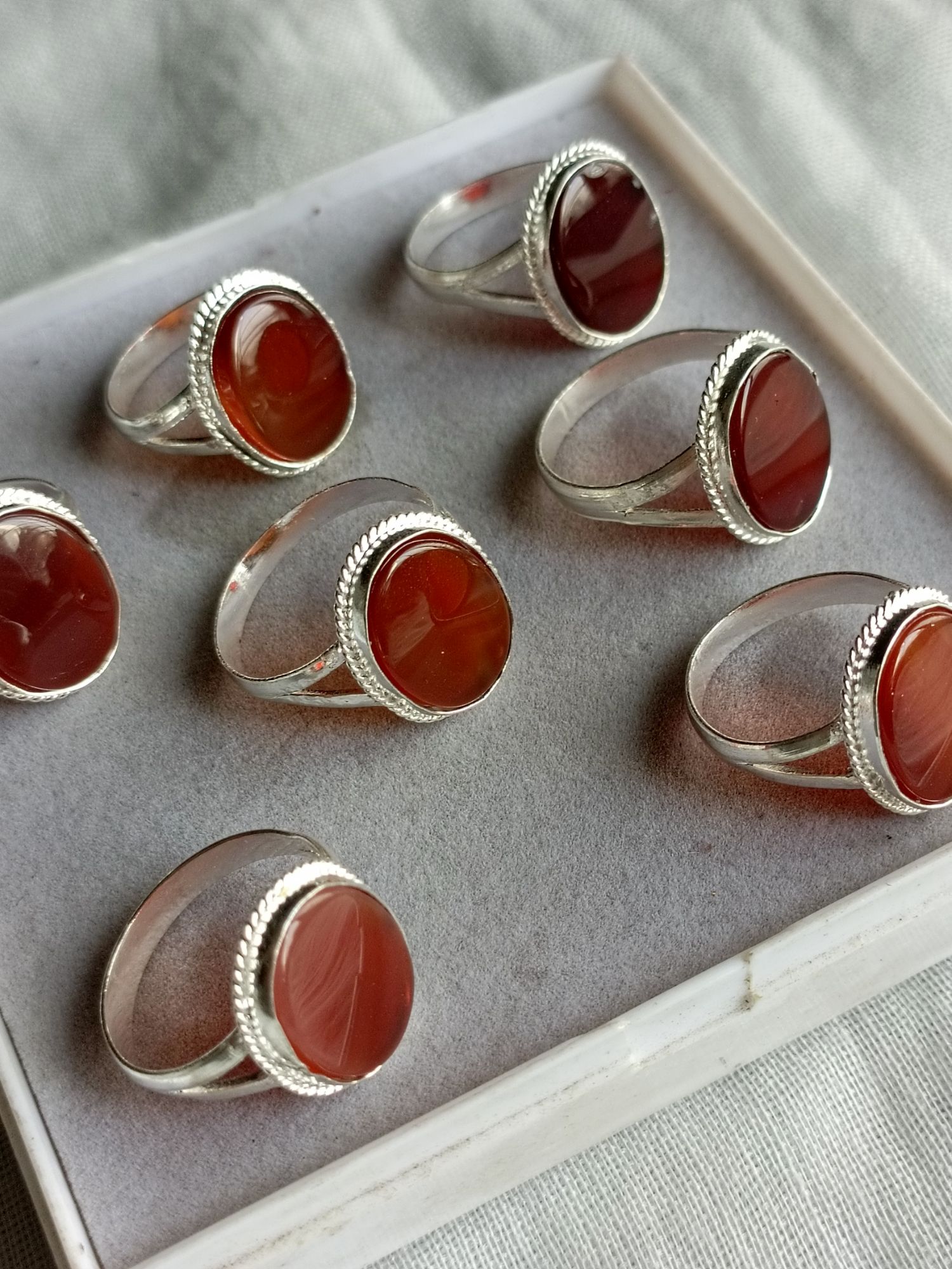 Yamni Haqeeq Stone Ring  Ring 100% Orignal Aqeeq/Akik/agate/nag/stone/Gemstone/Haqeeq/yamni Haqeeq Stone/yamni Haqeeq gemstone/yamni aqeeq stone/yamni aqeeq gemstone.