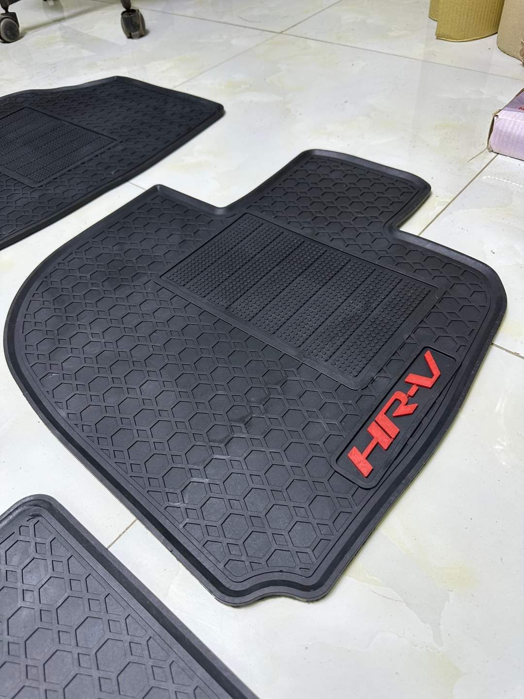 Honda HRV Rubber Latex Floor Mats Premium Quality Imported Heavyweight ...