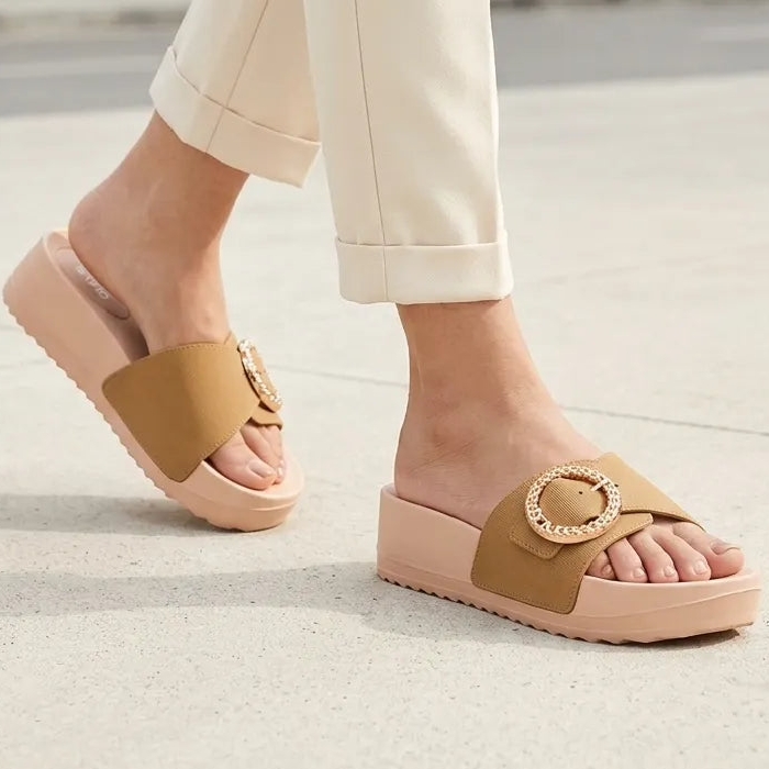Comfortable Wedge Sole Women Slippers & Slides Elegant Fancy Wedges for Women