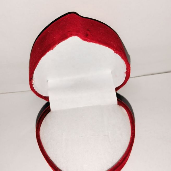 Red Heart-Shaped Rings Box for girls Jewelry and Earrings Display, Gift Box for Wedding Rings, Counter Packaging Holder