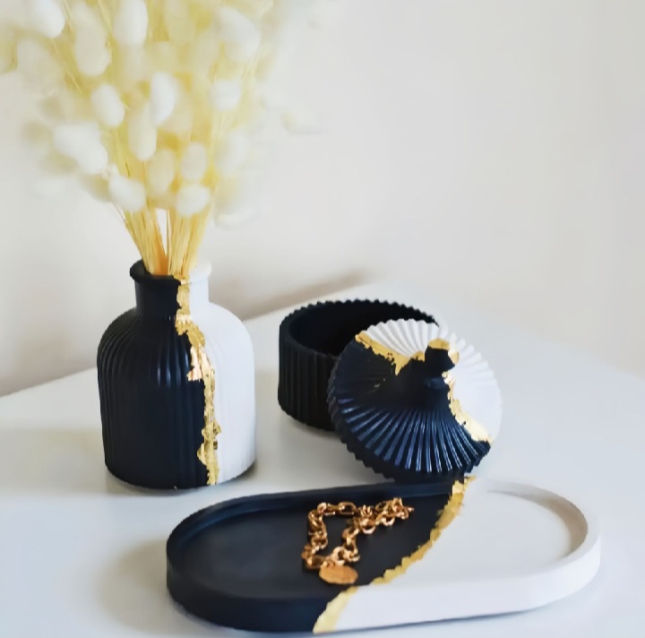 3 Pcs Set of Home Decor  1x Ribbed Concrete Mini Flower Vase, 1x Ribbed Concrete Trinket Jewellery Storage Box & 1x Oval Shaped Concrete Trinket Tray  Storage & Organisation  Decorative Accents  Jewellery Armoires & Boxes  Gift Sets