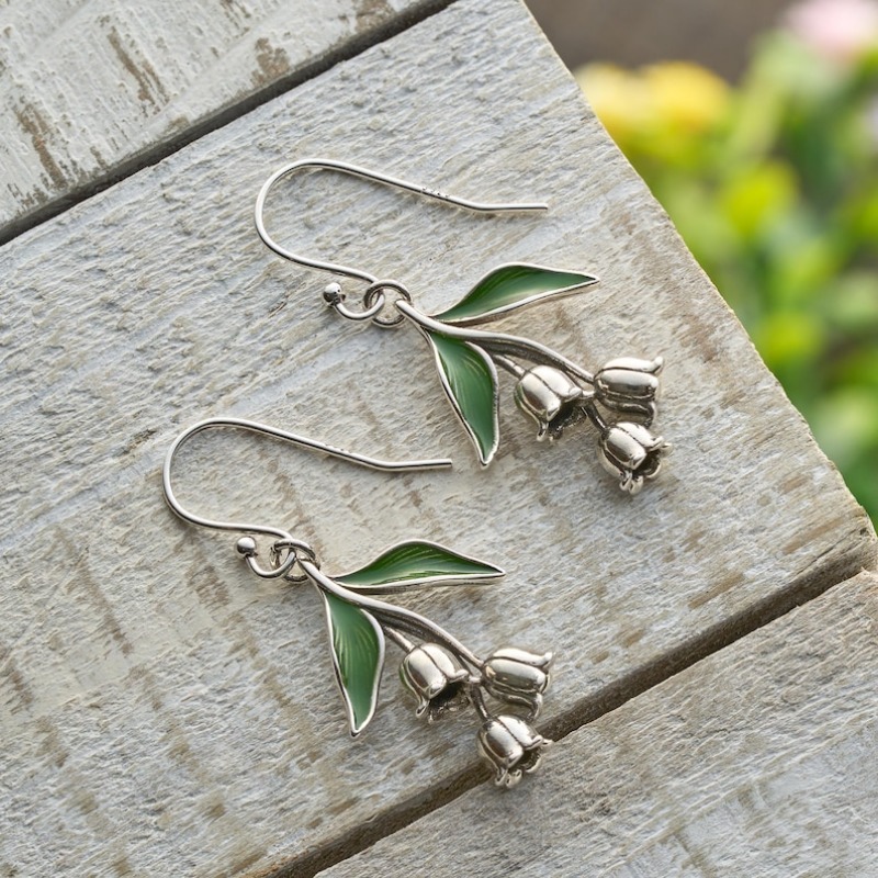 Elegant Temperament Bell Shaped Floral Dangle Earrings Women's Fashion Creative Silvery Wedding Anniversary Perfect Jewelry 