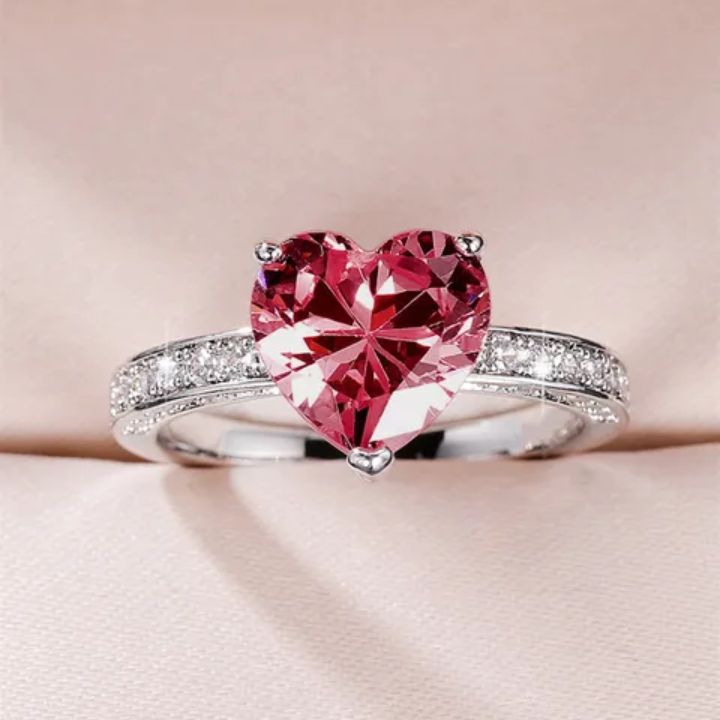 New heart shaped Diamond Finger / Jewelry Pink Heart Eternity Ring Engagement  / Wedding Ring