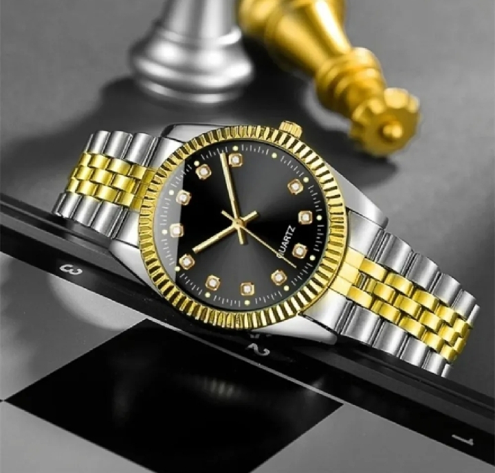 Classic Luxury Wrist Watches for Men's Quartz Boys Watches Water Resistant Watches Stylish Mens Watches .