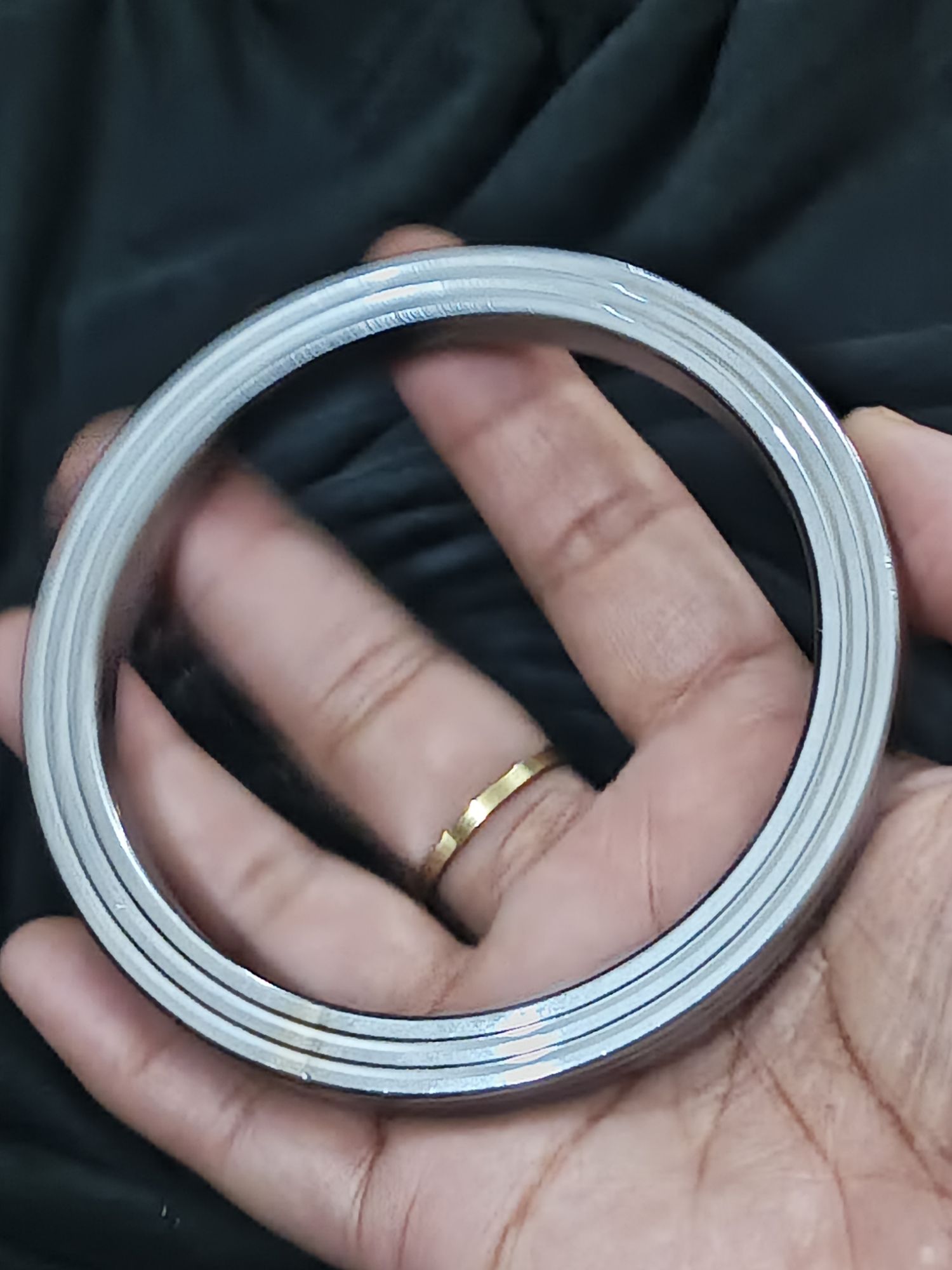 Hot Selling Silver Punjabi Trendy Kara Banghale For Boys And Men High Quality Top Fashion Stainless steel Silver Punjabi Kara For Men Best Sikh Kara Never Fade Color Heavy Never Fading Long Time Useable
