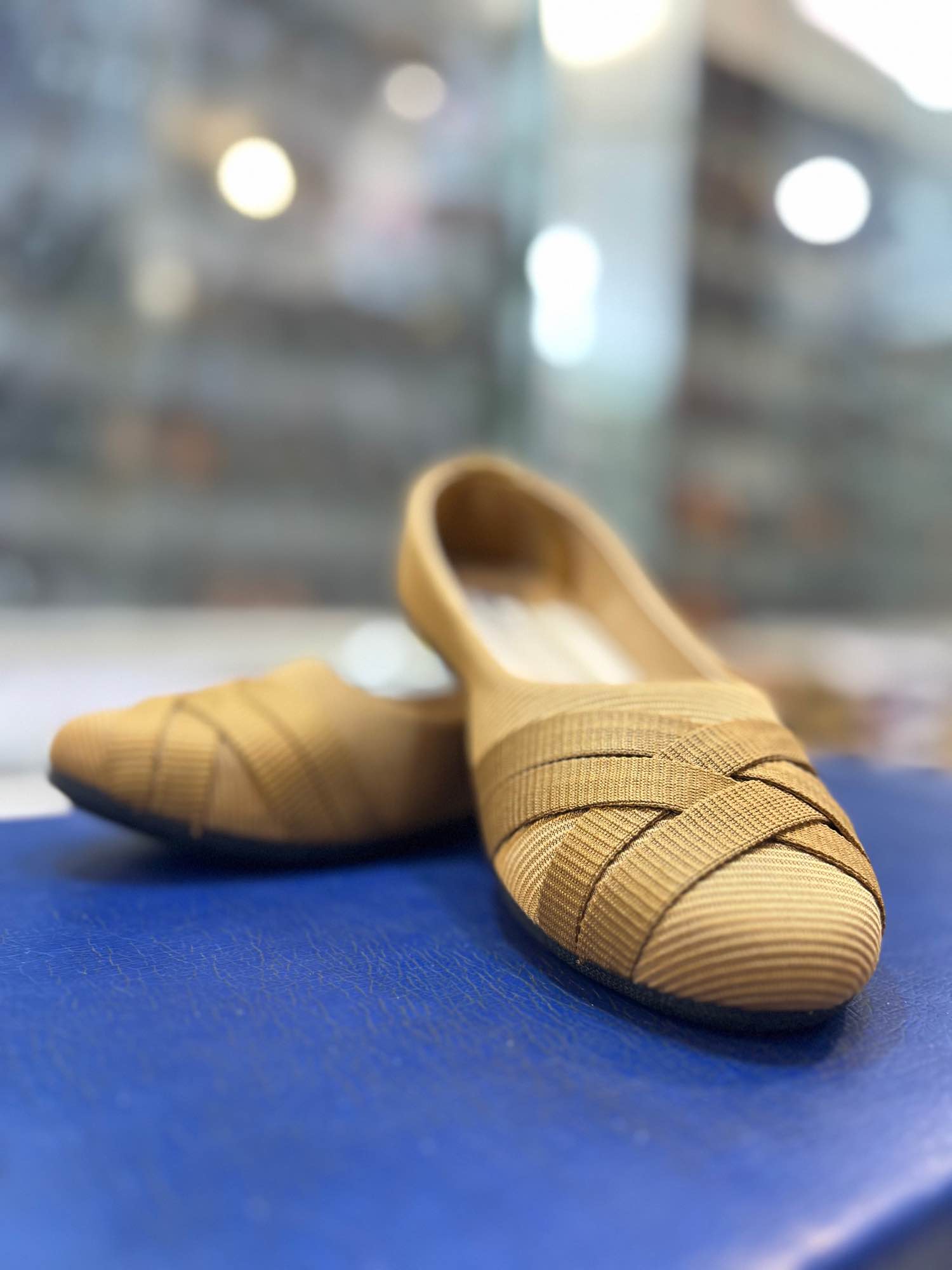 Canvas Shoes For Girls Canvas Shoes For Womens Soft and comfortable canvas shoes for girls and womens very easy and lightweight canvas shoes for girls and womens Ladies canvas shoes avaliable in 4 different colour Newly Winter Arrivals Trending