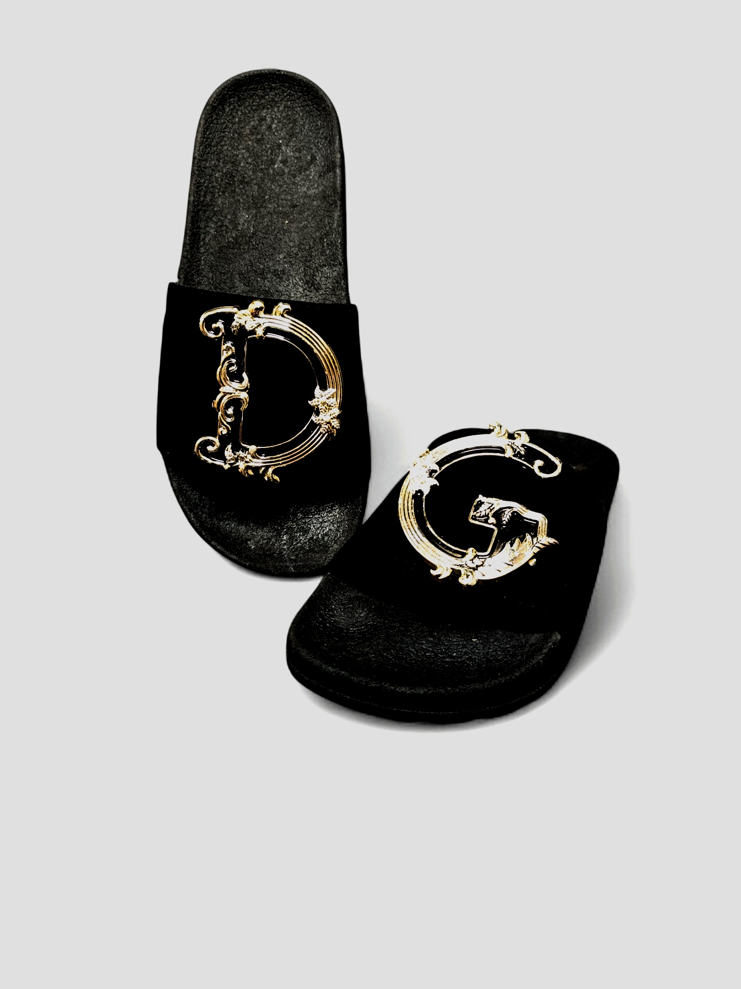 Beautiful and elegant slide for ladies