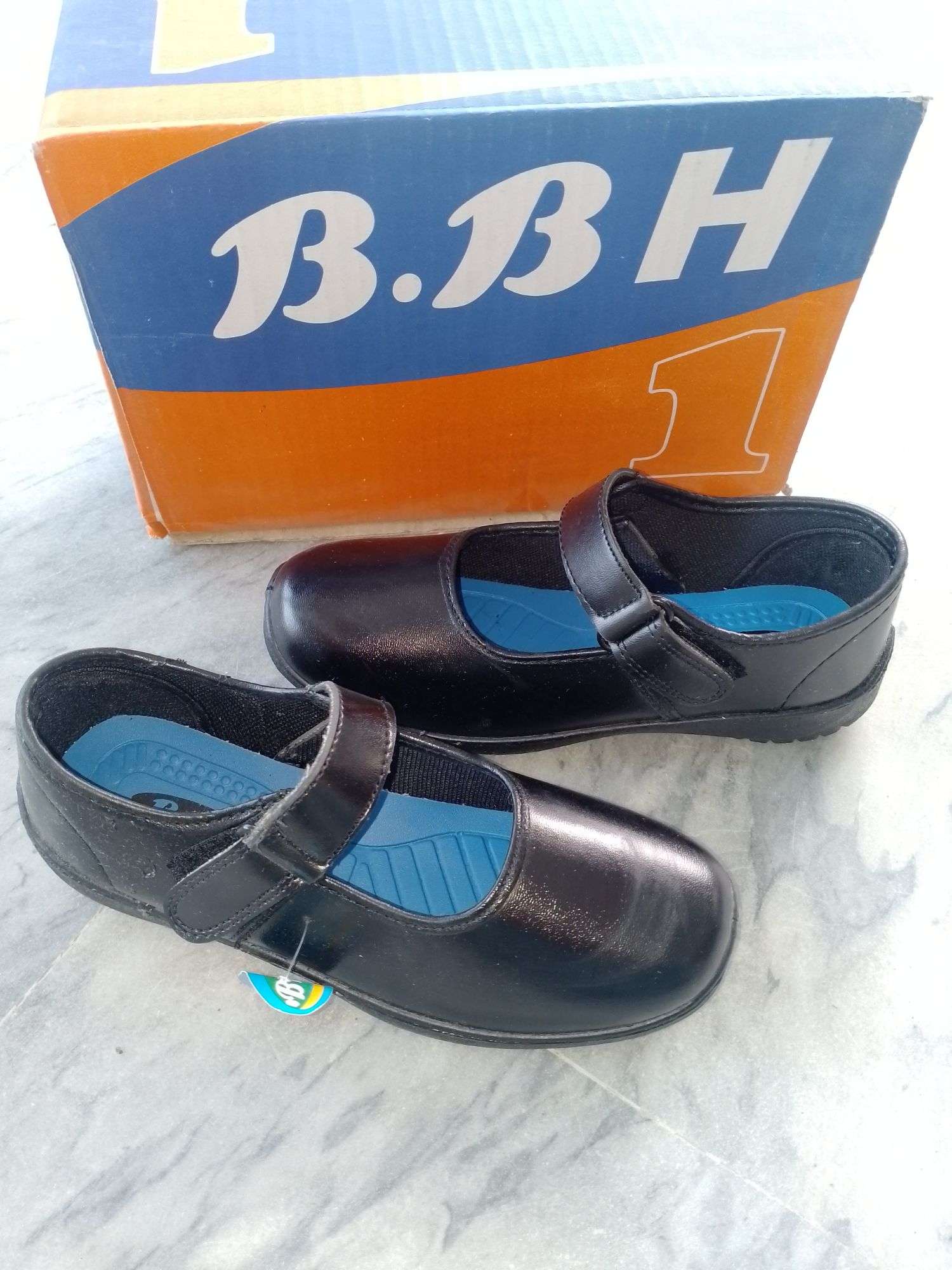 College shoes for outlet girl in pakistan