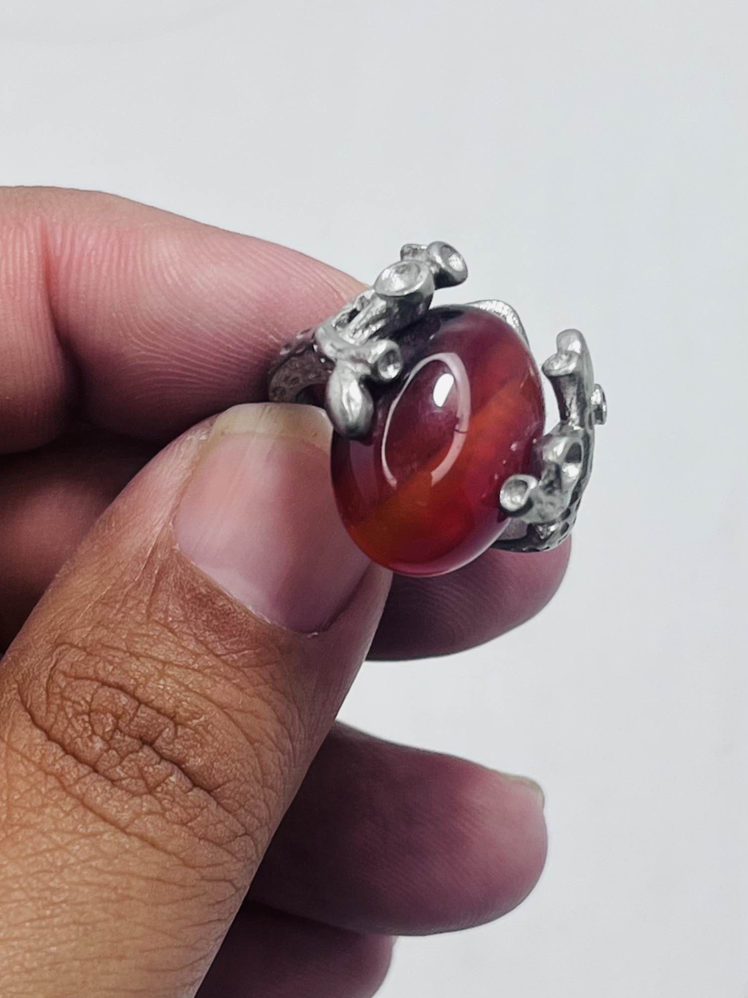 Big Size Ymami Haqeeq Ring different Colours Haqeeq italian rings Big stone ring 100% Orignal Aqeeq/Akik/agate/nag/stone/Gemstone/Haqeeq/yamni Haqeeq Stone/yamni Haqeeq gemstone/aqeeq stone/yamni aqeeq gemstone.