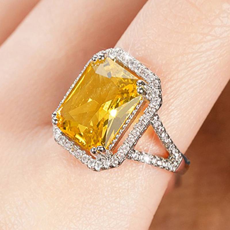 Huitan Shiny Women Rings Inlaid Yellow Cubic Zirconia Wedding Party Daily Accessories Simple Style Finger Elegant Trendy Jewelry