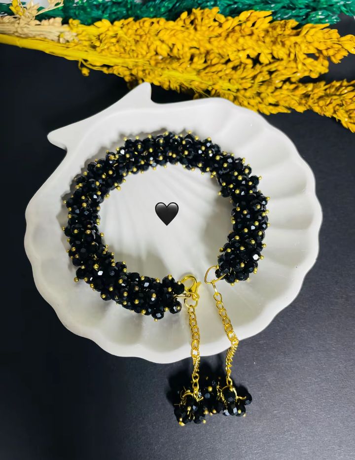 Trending Gajra Bracelet – Premium Quality Colors & Packaging Gift for Her